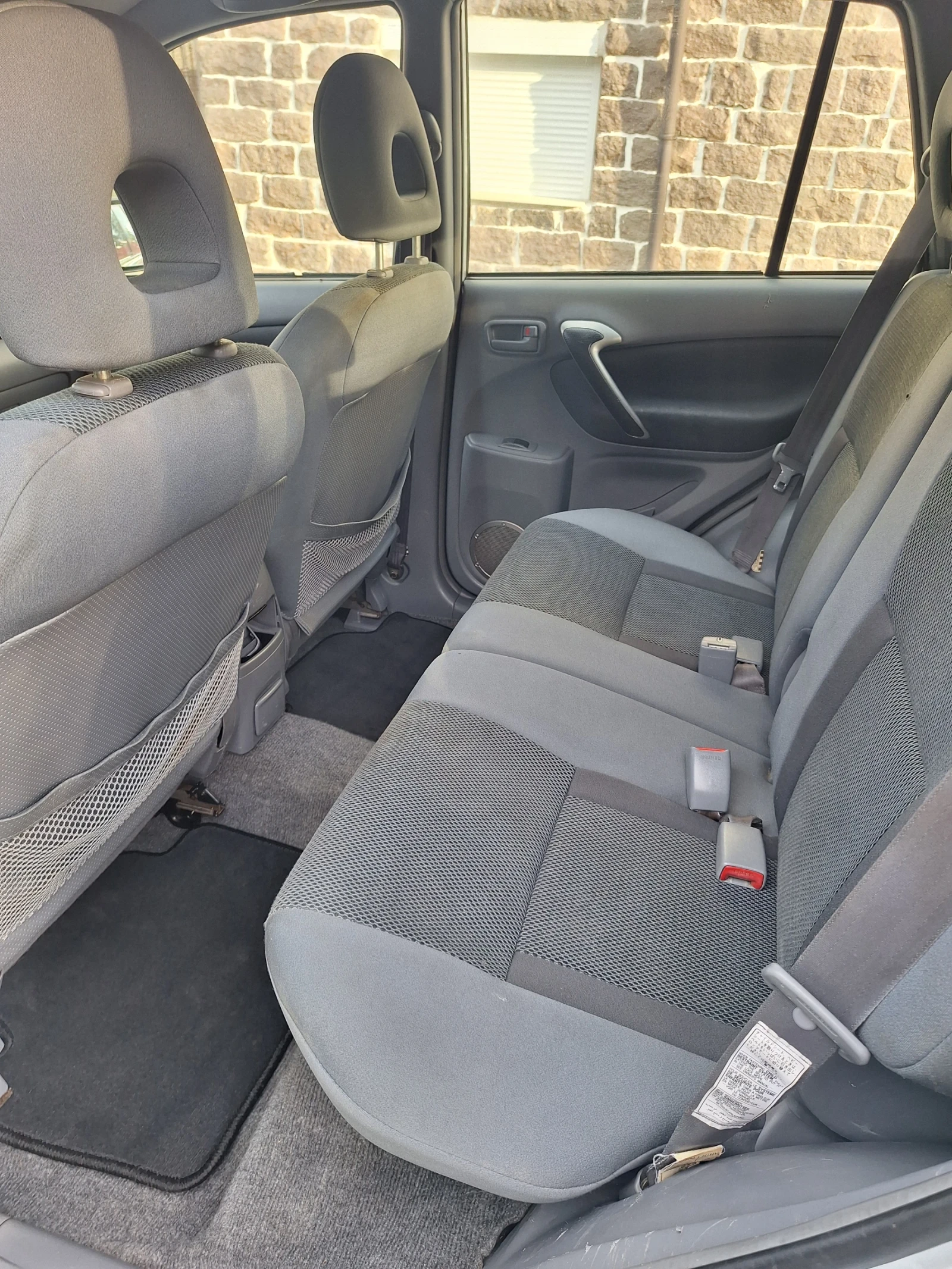Toyota Rav4 2.0wwti, снимка 10 - Автомобили и джипове - 56215427
