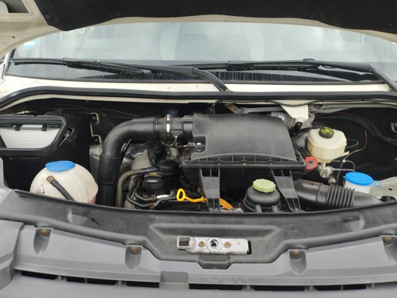 VW Crafter 2.5-TDI, снимка 9 - Бусове и автобуси - 52214151