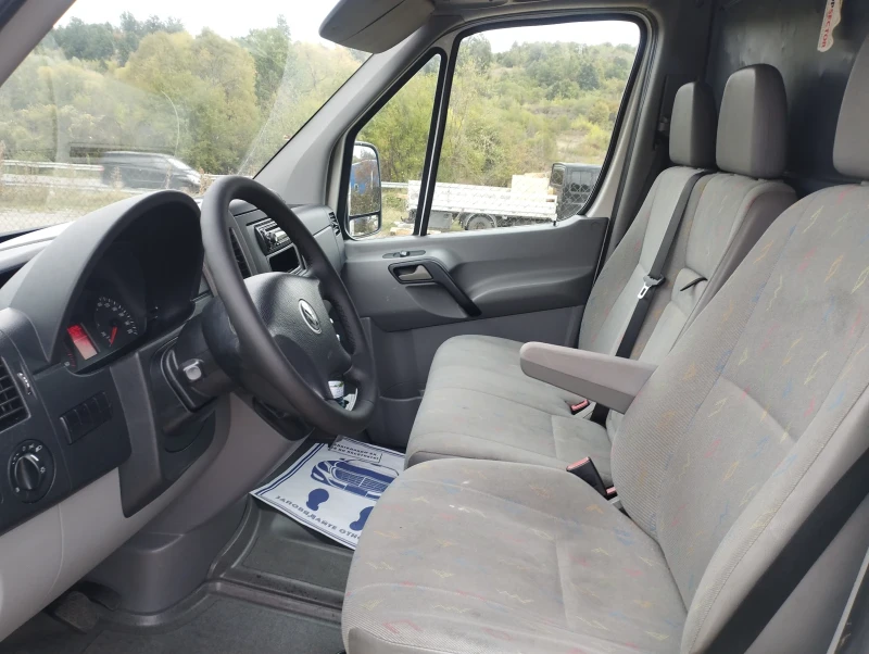 VW Crafter 2.5-TDI, снимка 10 - Бусове и автобуси - 52214151