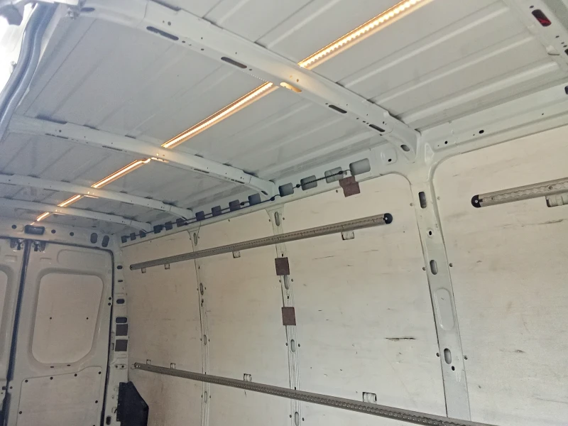 Iveco 35s16, снимка 12 - Бусове и автобуси - 52681797