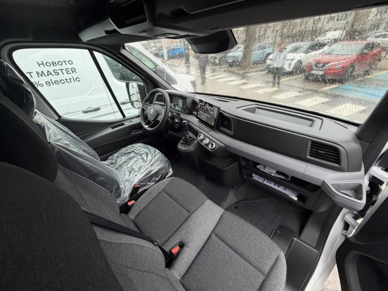 Renault Master ХЛАДИЛЕН L3H2 3, 5 т 2.0Blue dCi 130, снимка 11 - Бусове и автобуси - 53377839