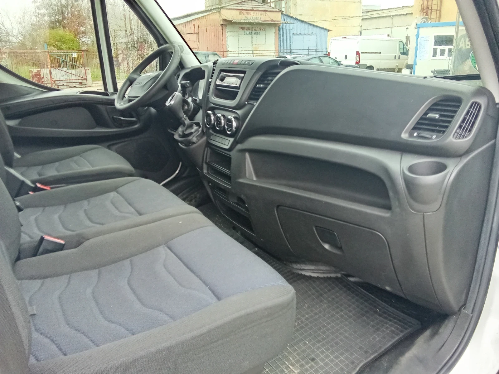 Iveco 35s16  - изображение 8