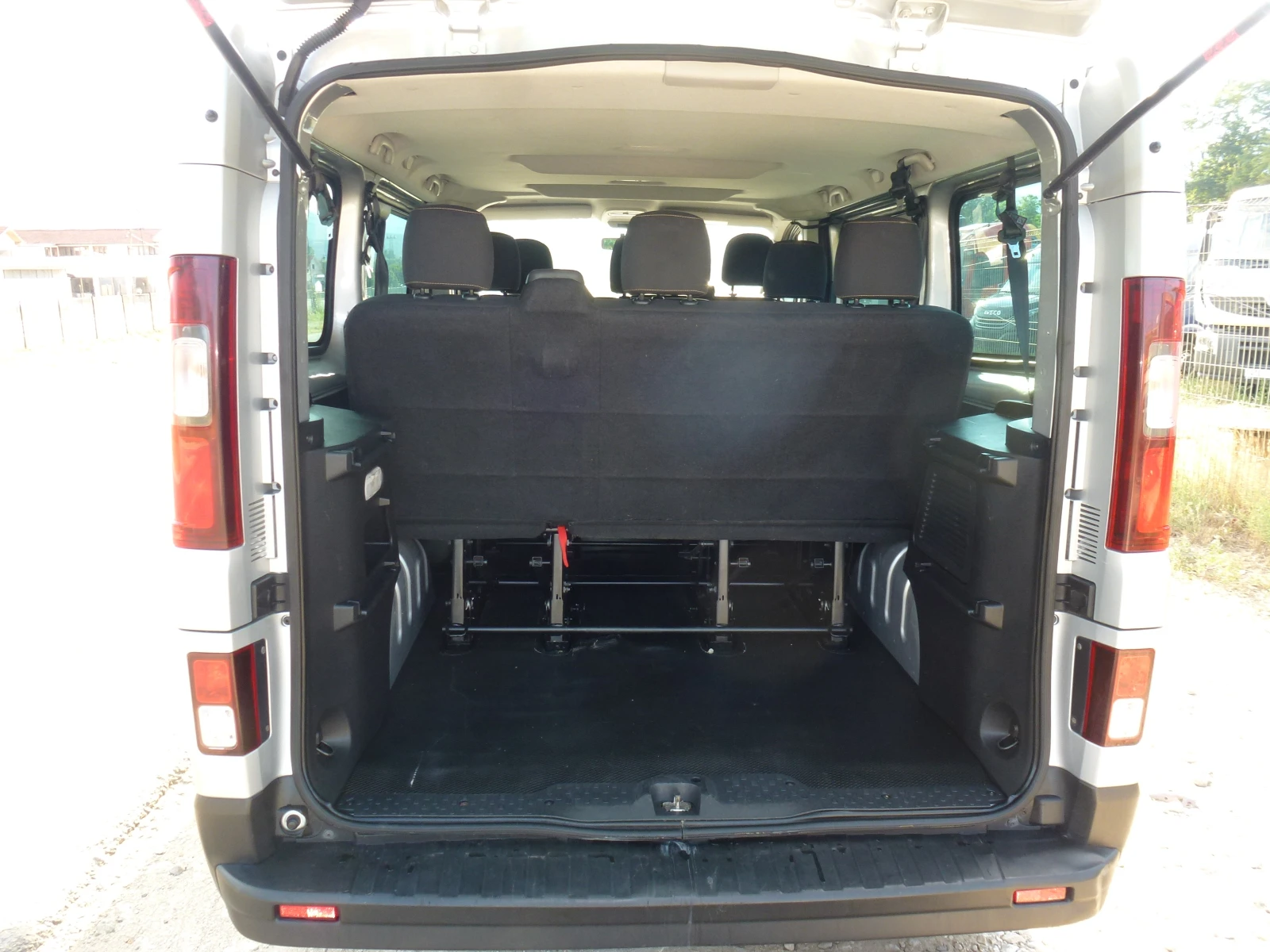 Renault Trafic ТОП СЪСТОЯНИЕ, снимка 12 - Бусове и автобуси - 55531744