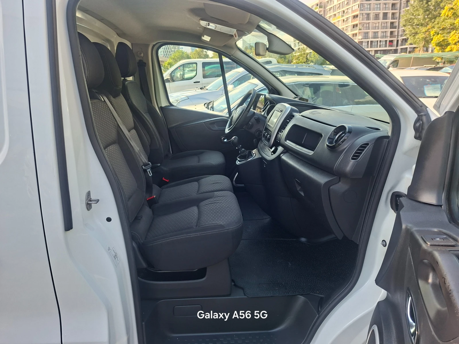Opel Vivaro ХЛАДИЛЕН   0 , снимка 9 - Бусове и автобуси - 55840910