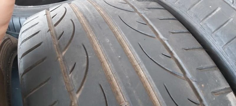 Гуми Летни 225/40R18, снимка 5 - Гуми и джанти - 32781548