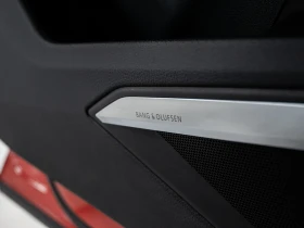 Audi E-Tron TECHNIK QUATTRO HEADS UP BLIND SPOTS NAVI REAR CAM - 55500 лв. / 28376.70 € - 54392821 9