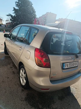  Toyota Corolla verso