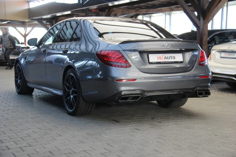 Mercedes-Benz E 63 AMG S/4D Burmester/Carbon Keramik/Virtual/4Matic+ /360, снимка 6 - Автомобили и джипове - 40492705