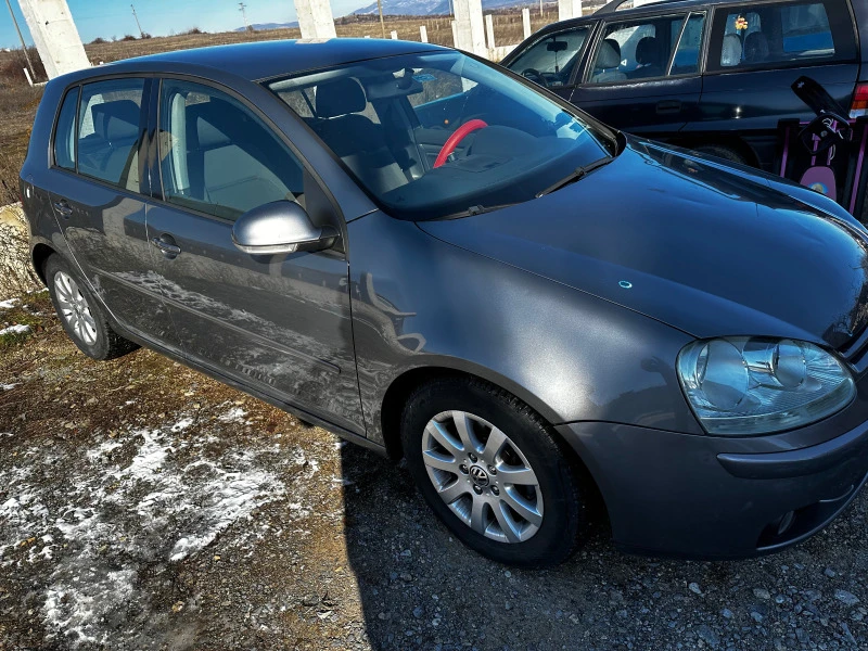 VW Golf 2.0TDI, снимка 4 - Автомобили и джипове - 47154739