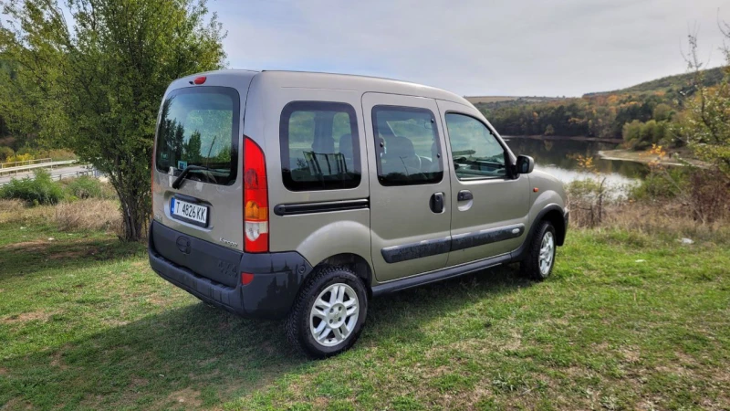 Renault Kangoo 1.9 DCi 4x4, снимка 3 - Автомобили и джипове - 47521163