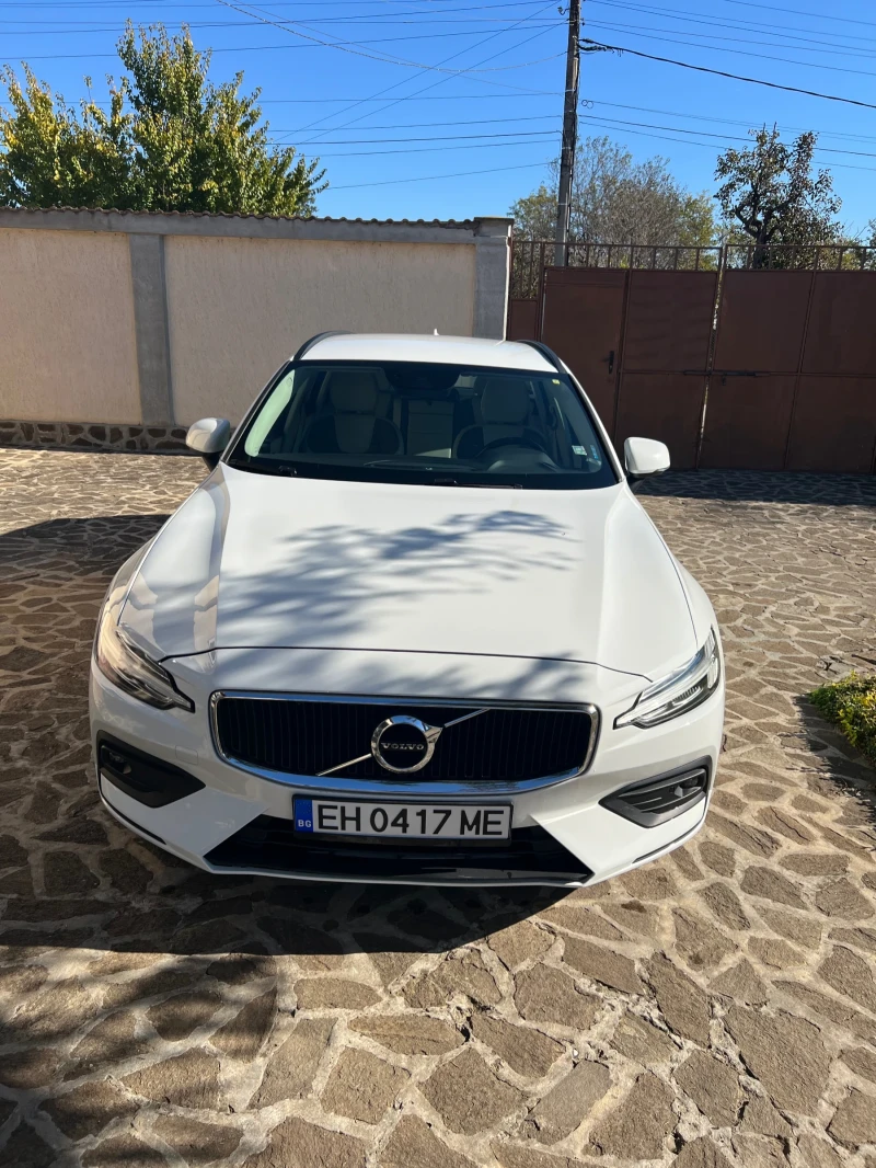 Volvo V60 D3  Business Edition, снимка 3 - Автомобили и джипове - 47725204