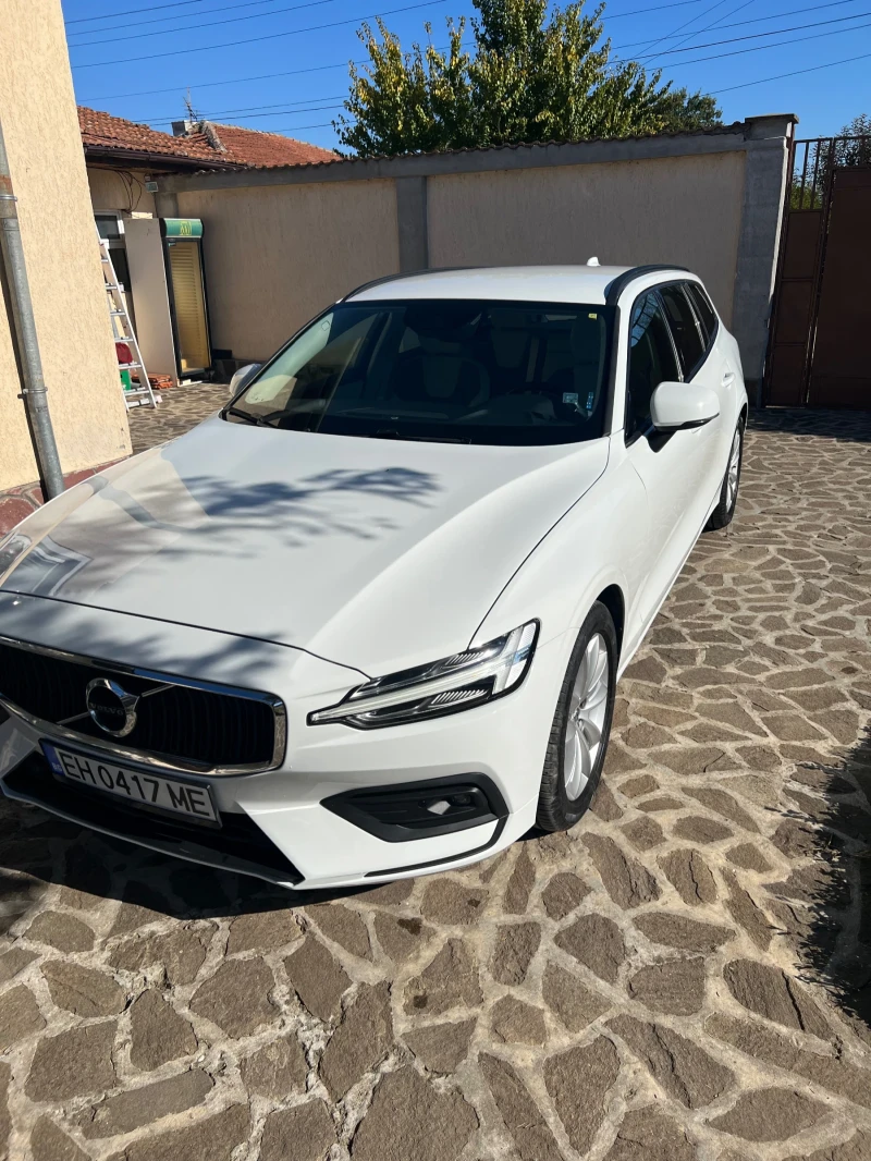 Volvo V60 D3  Business Edition, снимка 2 - Автомобили и джипове - 47725204