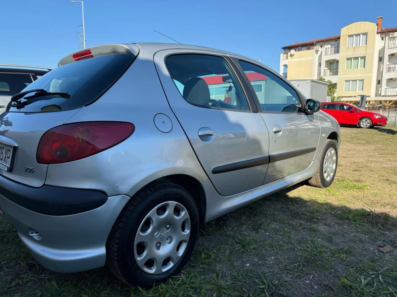 Peugeot 206 1.1 i, снимка 3 - Автомобили и джипове - 47757282