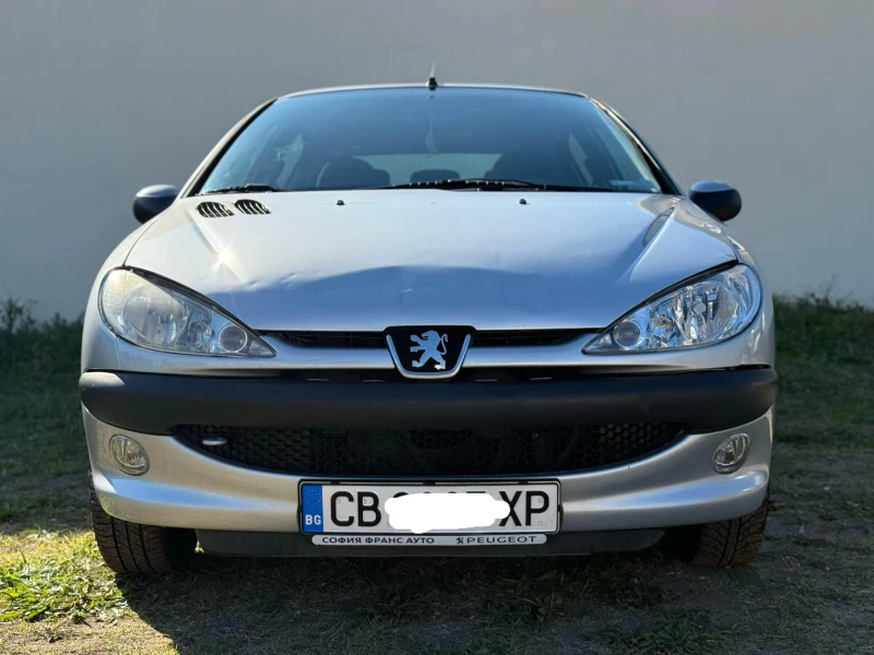 Peugeot 206 1.1 i, снимка 1 - Автомобили и джипове - 47757282