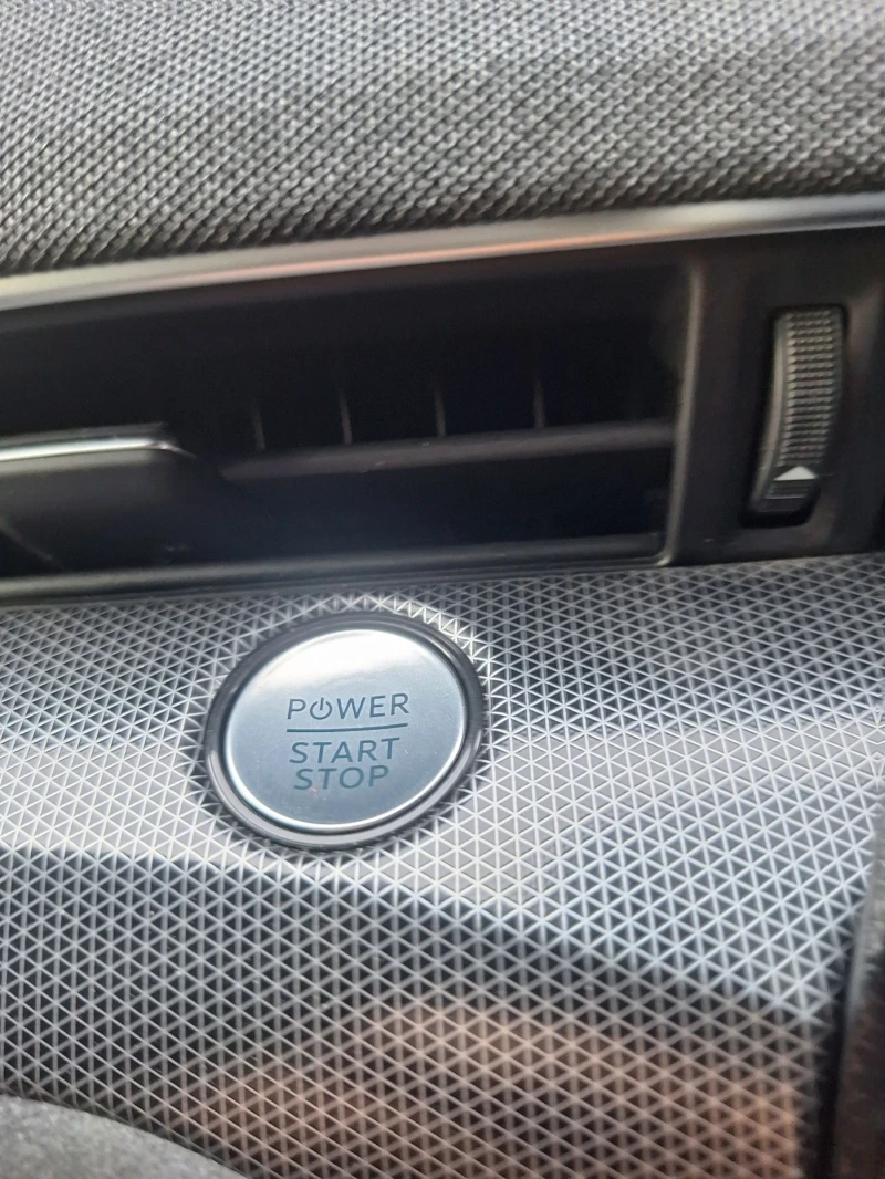 Ford Mustang Mach-E GT, снимка 8 - Автомобили и джипове - 52658001