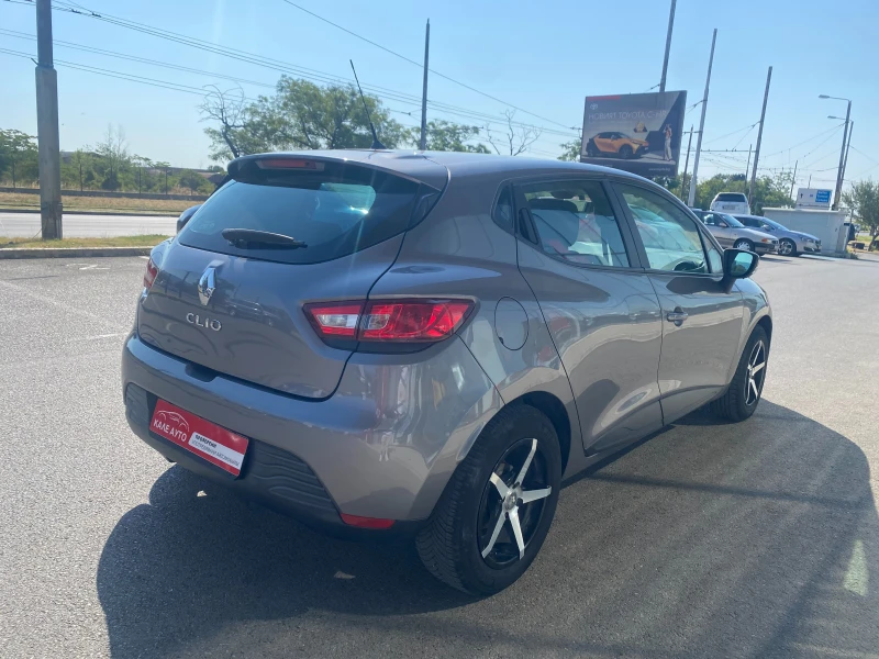 Renault Clio 1.2i, снимка 4 - Автомобили и джипове - 51169404
