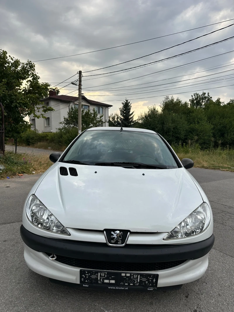 Peugeot 206 1.4HDI Товарно N1, снимка 2 - Автомобили и джипове - 52605392