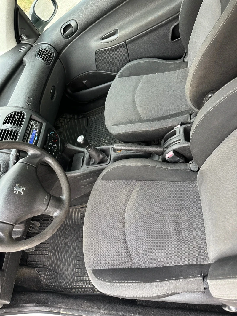 Peugeot 206 1.4HDI Товарно N1, снимка 10 - Автомобили и джипове - 52605392