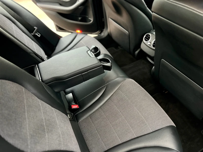 Mercedes-Benz C 220 AMG PACKAGE / 2.2D-170HP / NAVI / PREMIUM, снимка 11 - Автомобили и джипове - 52387656