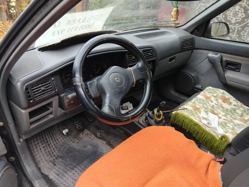 Renault 19, снимка 4 - Автомобили и джипове - 52551076
