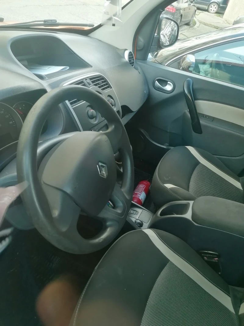 Renault Kangoo, снимка 7 - Автомобили и джипове - 52554076