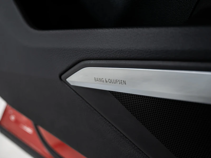 Audi E-Tron TECHNIK QUATTRO HEADS UP BLIND SPOTS NAVI REAR CAM, снимка 9 - Автомобили и джипове - 52662744