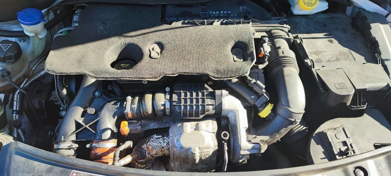 Peugeot 208, снимка 6 - Автомобили и джипове - 52942792