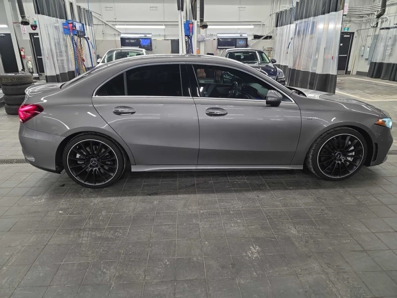 Mercedes-Benz A 35 * AMG * CARFAX * БЕЗ ПЪРВОНАЧАЛНА ВНОСКА, снимка 3 - Автомобили и джипове - 52950834