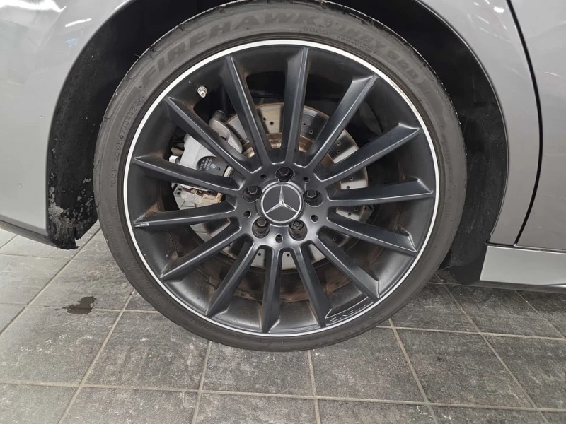 Mercedes-Benz A 35 * AMG * CARFAX * БЕЗ ПЪРВОНАЧАЛНА ВНОСКА, снимка 7 - Автомобили и джипове - 52950834