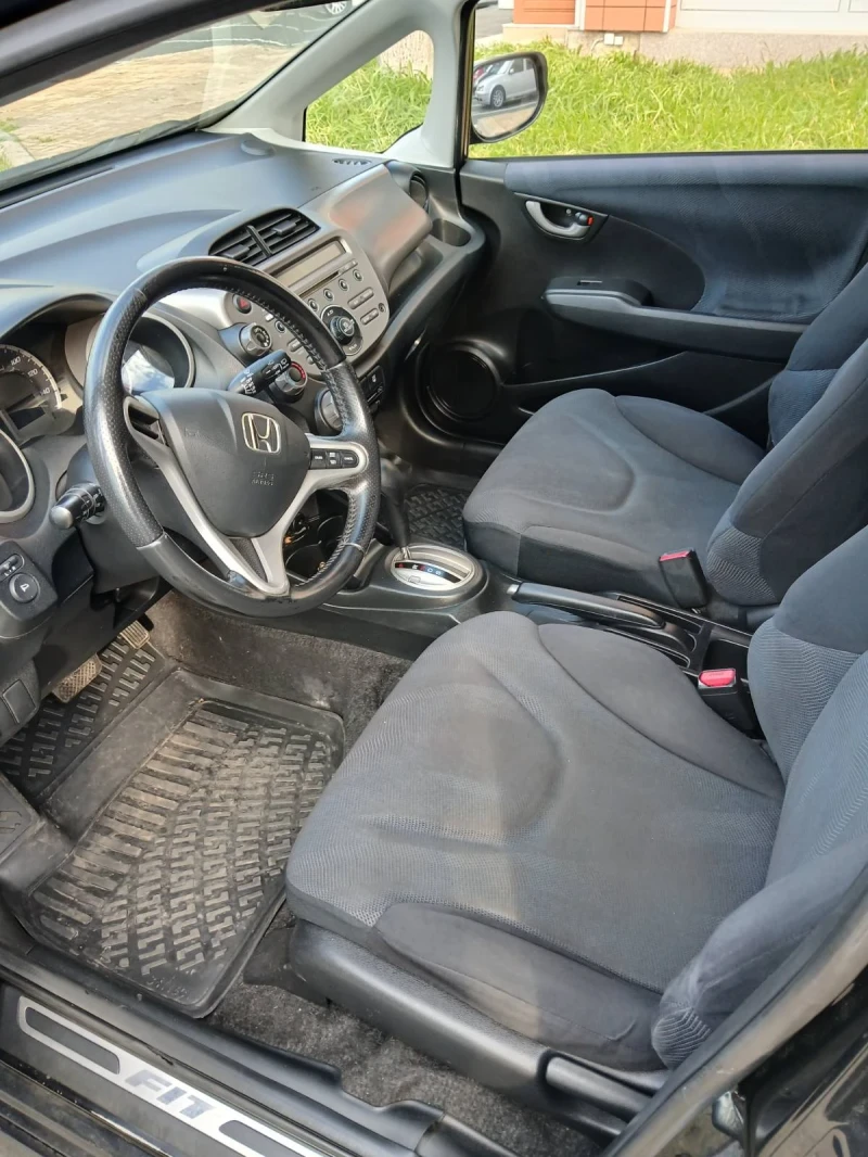Honda Jazz FIT, снимка 10 - Автомобили и джипове - 53025170