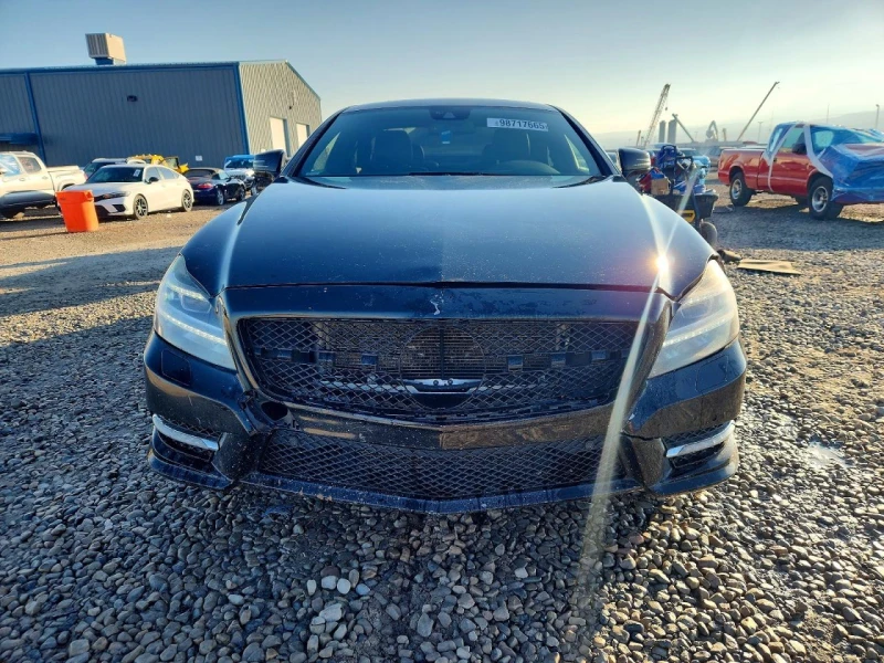 Mercedes-Benz CLS 500 AMG* PACK* HARMON* KARDON* ПОДГРЕВ* ОБДУХВАНЕ* МАС, снимка 5 - Автомобили и джипове - 53358454