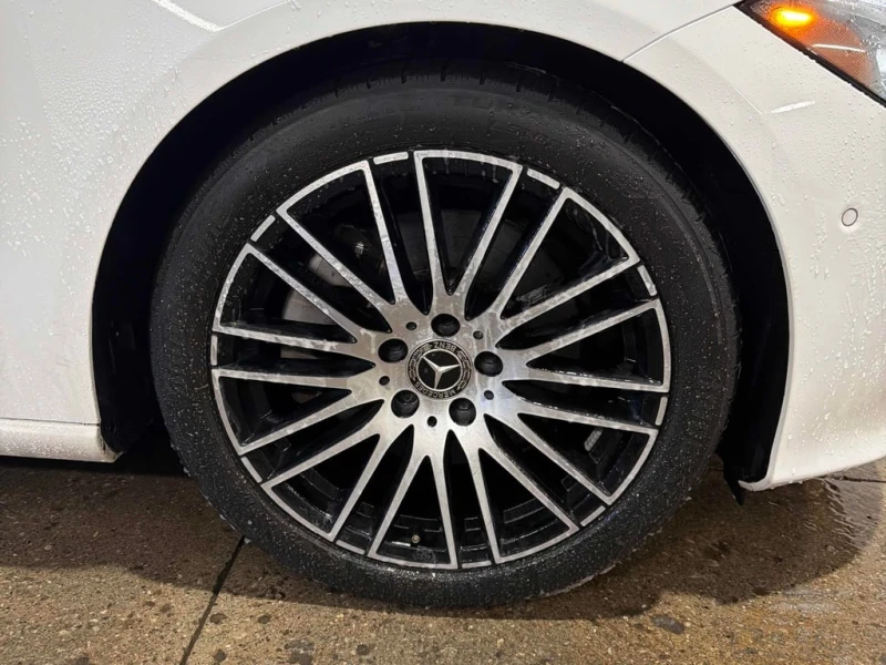 Mercedes-Benz C 300 * CARFAX * ЦЕНА ДО БГ, снимка 6 - Автомобили и джипове - 53468850