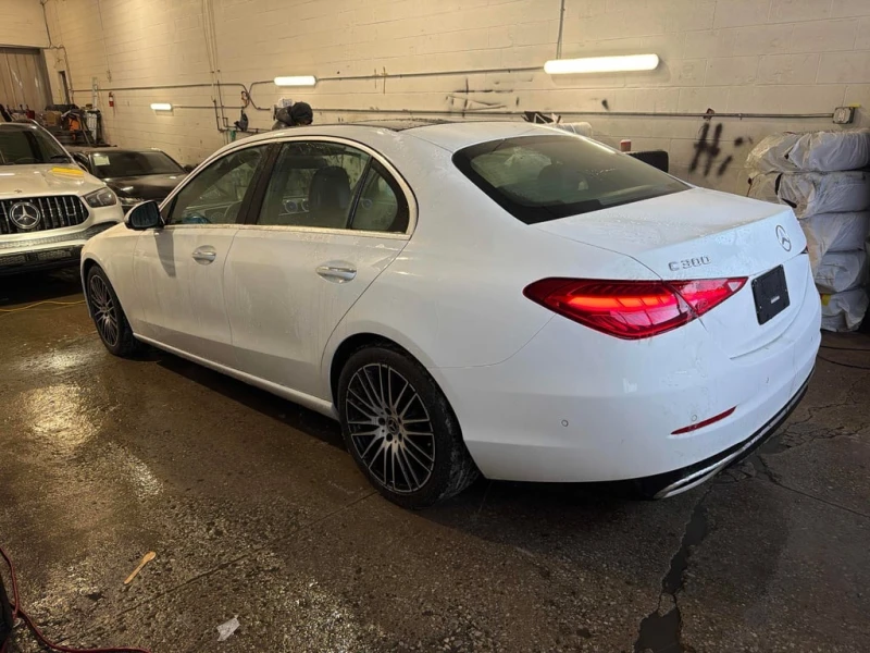 Mercedes-Benz C 300 * CARFAX * ЦЕНА ДО БГ, снимка 2 - Автомобили и джипове - 53468850