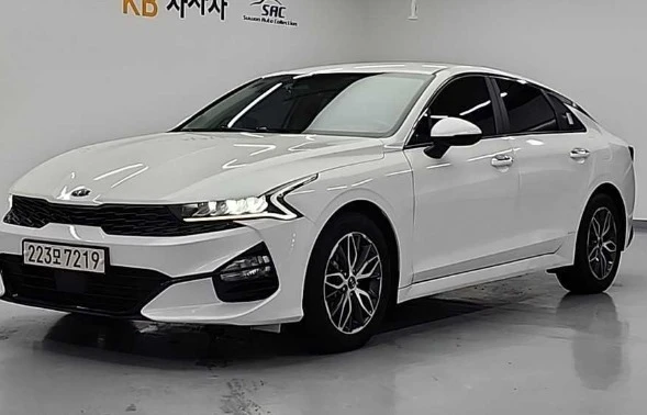 Kia K5 100%реални километри, Гаранция, Осигурена поддръжк - изображение 2