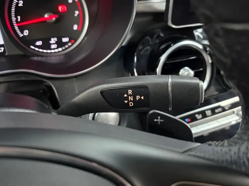 Mercedes-Benz C 200 САМО 30% АВАНС, снимка 9 - Автомобили и джипове - 56064947