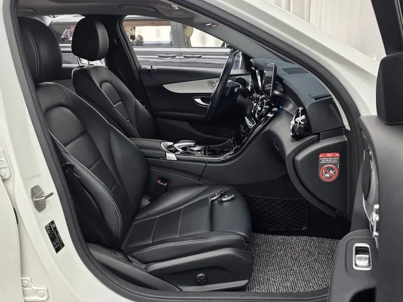 Mercedes-Benz C 200 САМО 30% АВАНС, снимка 11 - Автомобили и джипове - 56064947