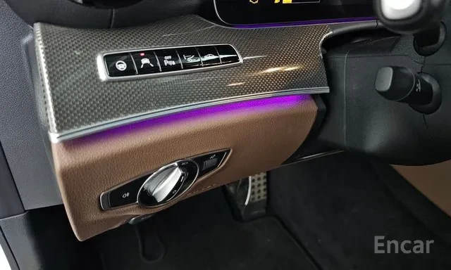Mercedes-Benz E 53 AMG * HEAD UP * ОБДУХВАНЕ * BURMESTER * ДИСТРОНИК * , снимка 16 - Автомобили и джипове - 56088482