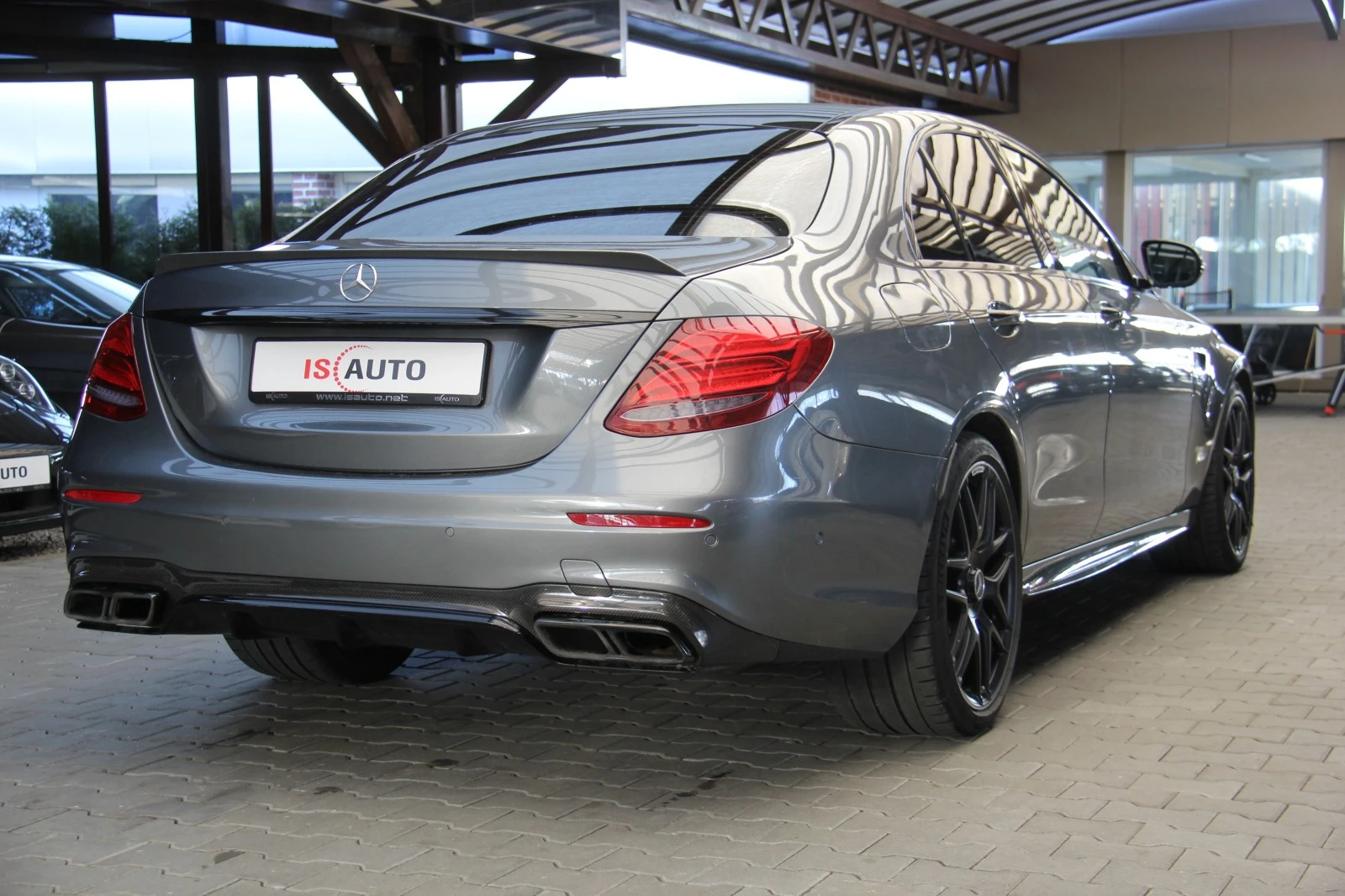 Mercedes-Benz E 63 AMG S/4D Burmester/Carbon Keramik/Virtual/4Matic+ /360 - изображение 4