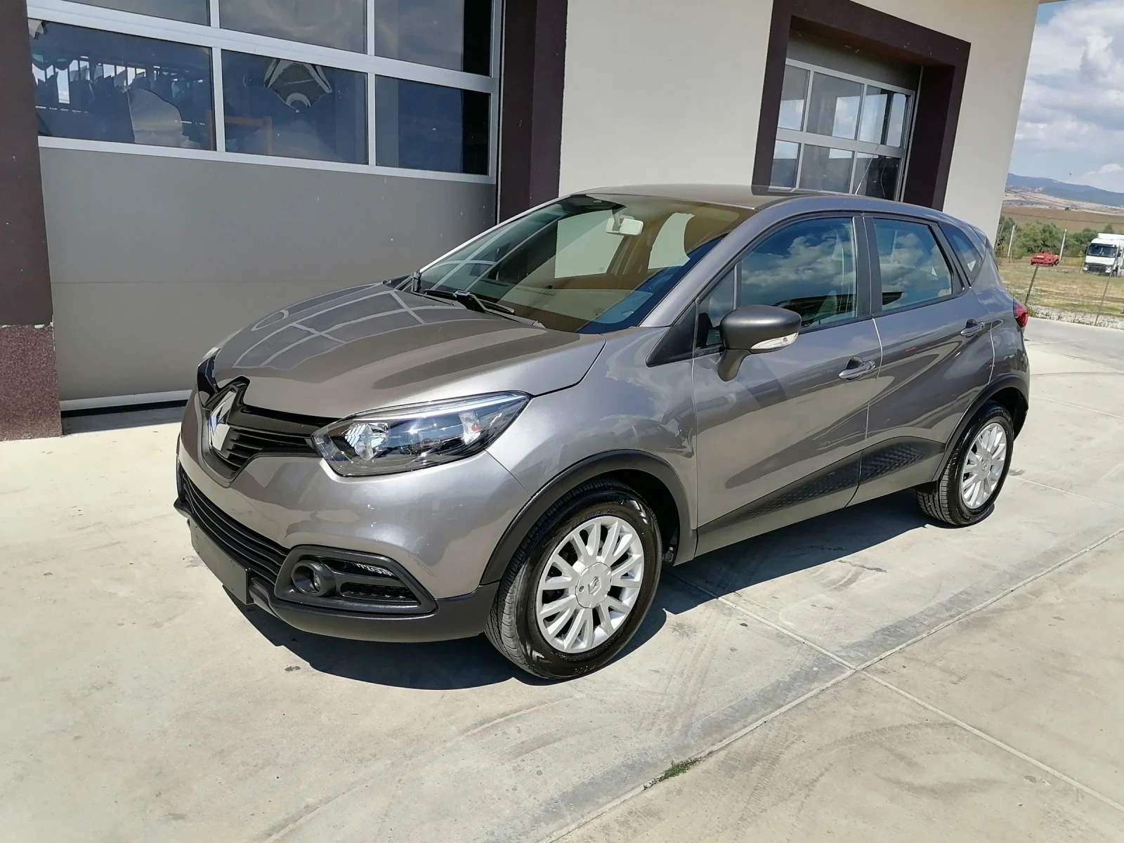 Renault Captur 1.5DCI EURO6  - изображение 2