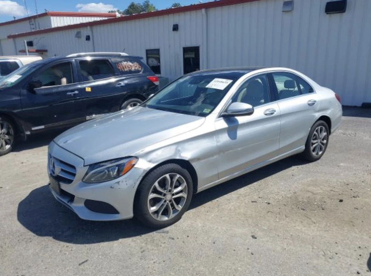 Mercedes-Benz C 300 4MATIC* BURMESTER* KEYLESS* ПОДГРЕВ* ПАНОРАМА - изображение 3