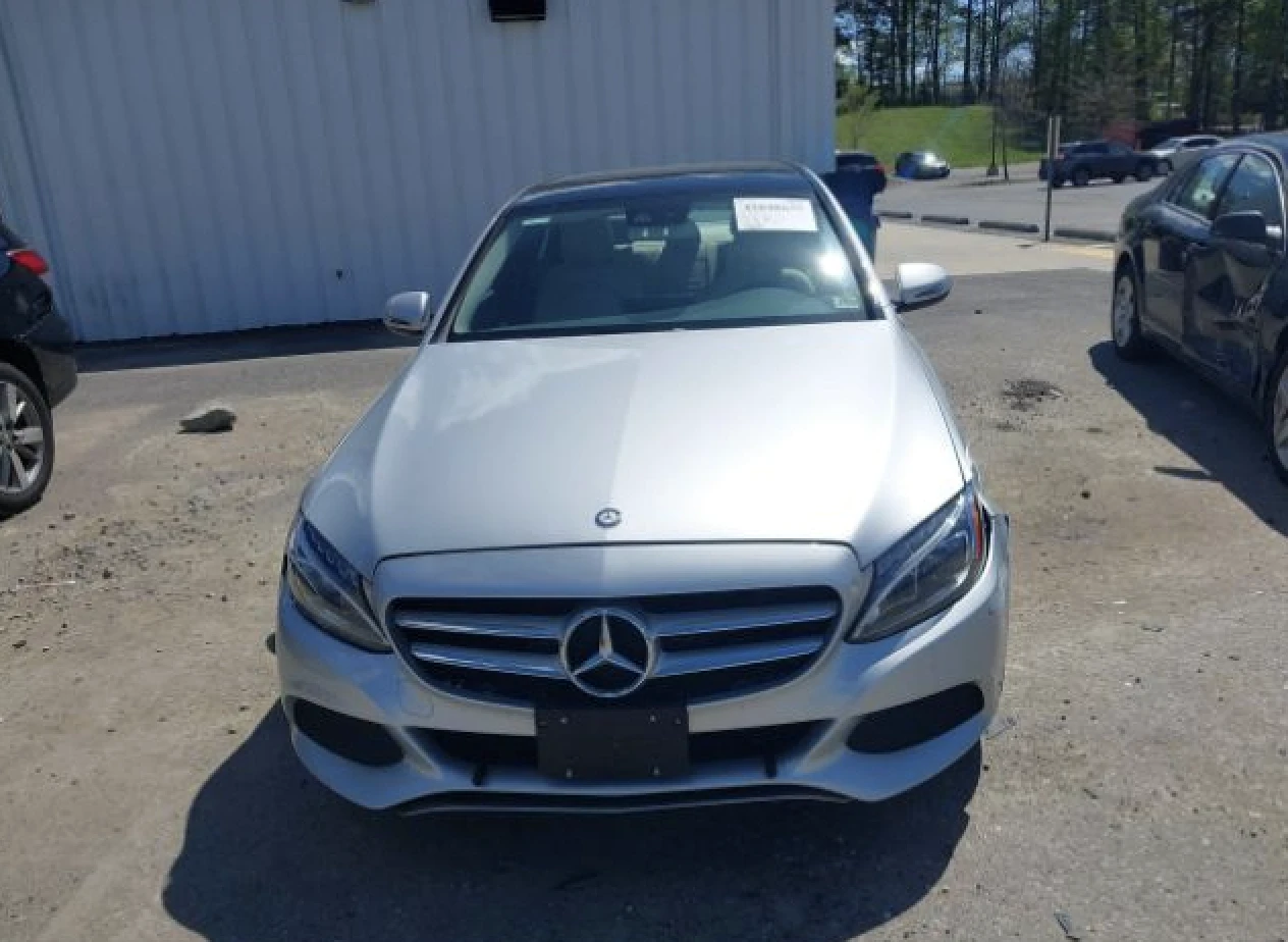 Mercedes-Benz C 300 4MATIC* BURMESTER* KEYLESS* ПОДГРЕВ* ПАНОРАМА - изображение 2
