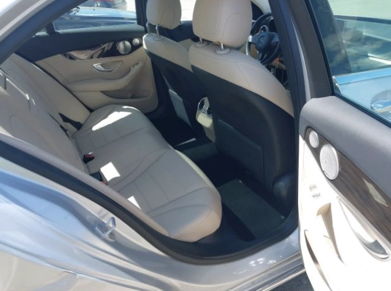 Mercedes-Benz C 300 4MATIC* BURMESTER* KEYLESS* ПОДГРЕВ* ПАНОРАМА - изображение 8