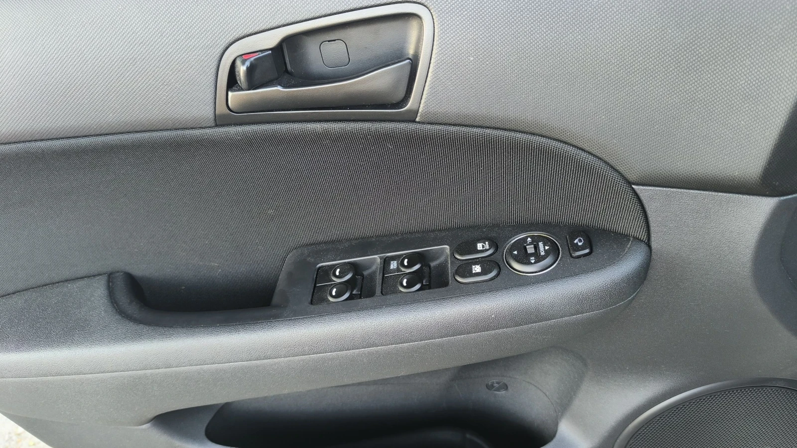 Hyundai I30 1.4i | Mobile.bg   11