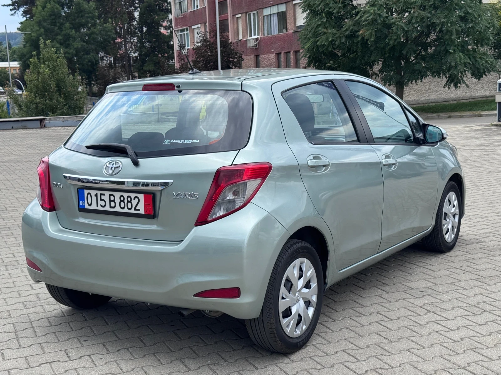 Toyota Yaris 1.0 EVRO/5 - изображение 5