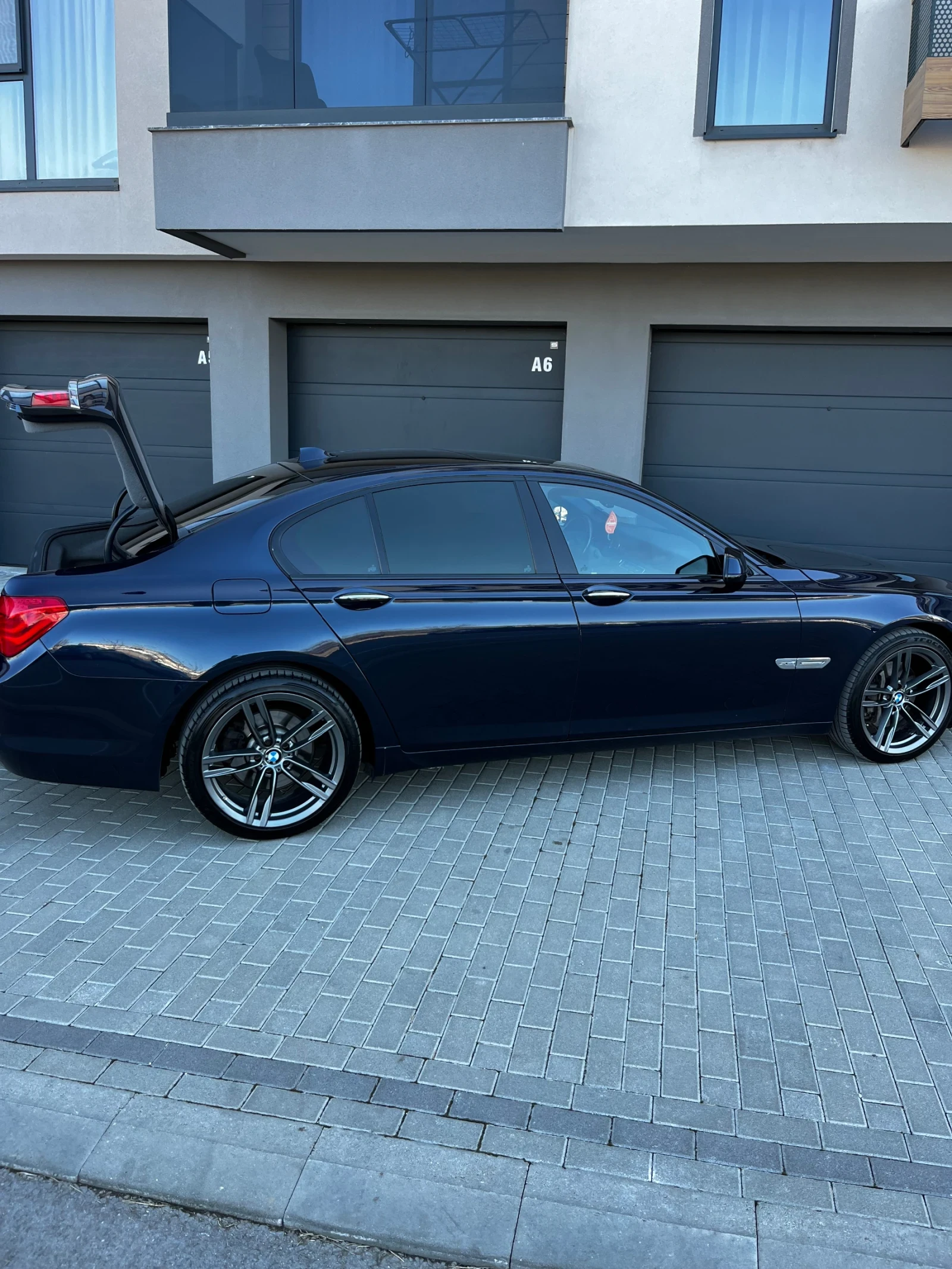 BMW 740 740D XDRIVE - изображение 4