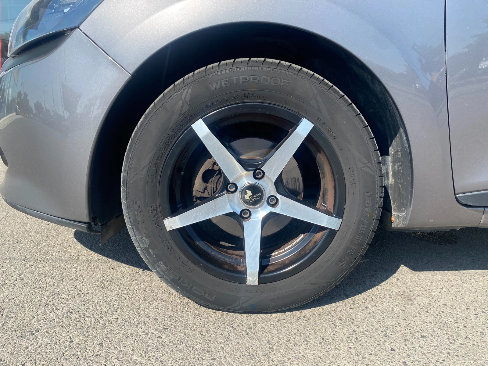 Renault Clio 1.2i - изображение 8