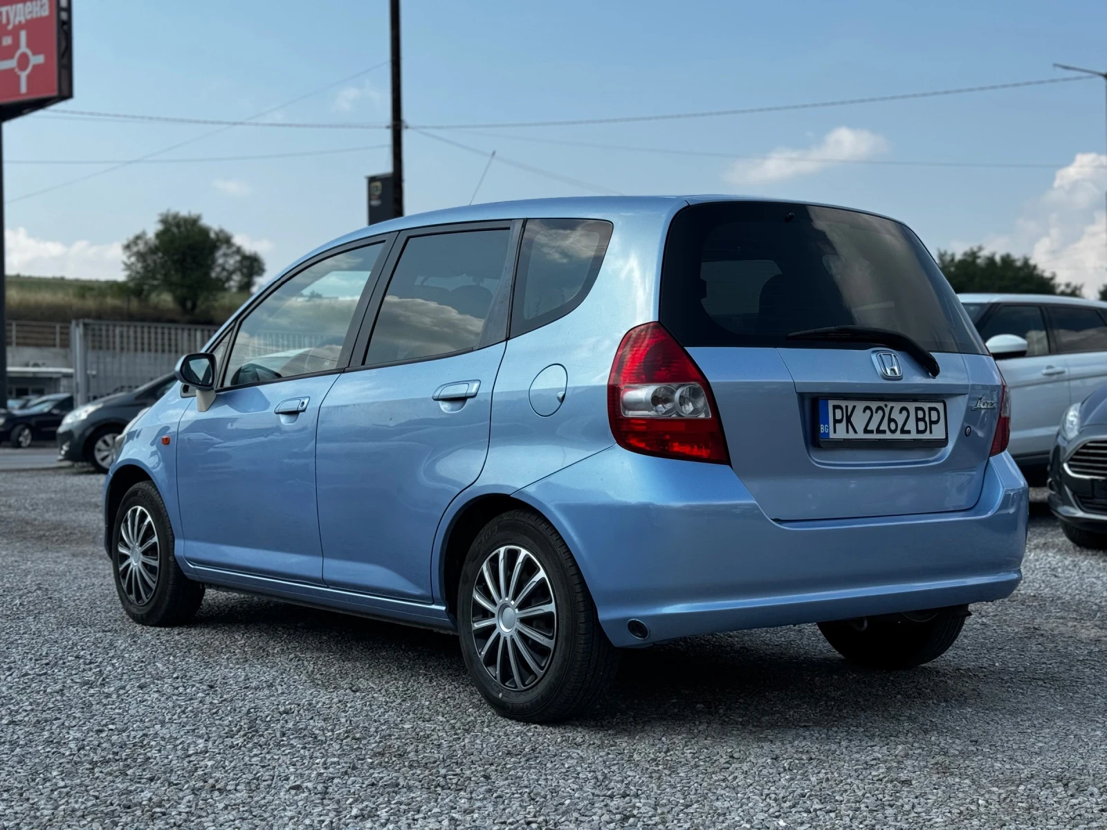 Honda Jazz 1.3i/ГАЗ/ 78кс /Климатик / ПЕРФЕКТНА - изображение 6