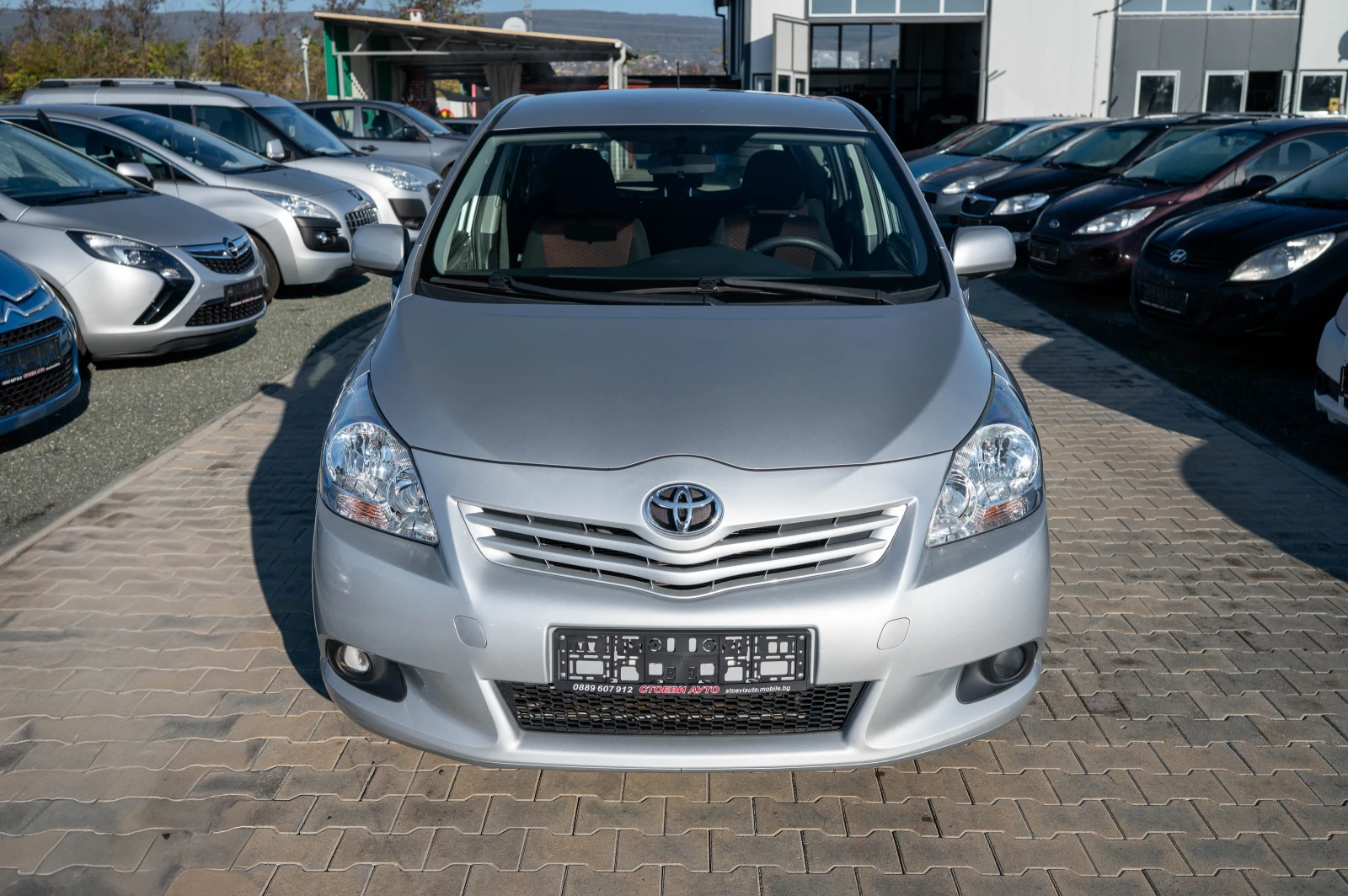 Toyota Verso 1.8* 2011г* бензин* 147кс - изображение 4