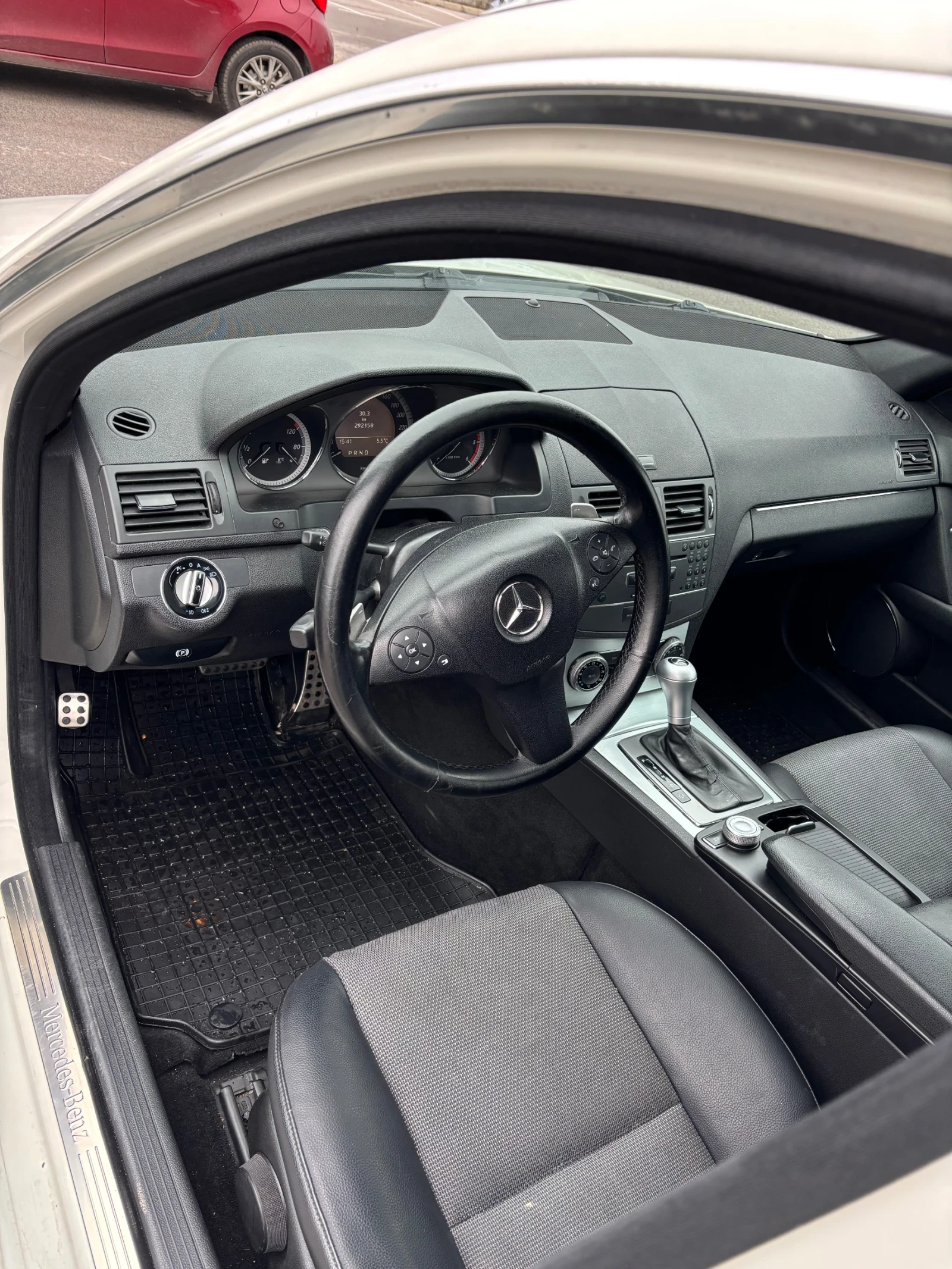 Mercedes-Benz C 220  - изображение 4