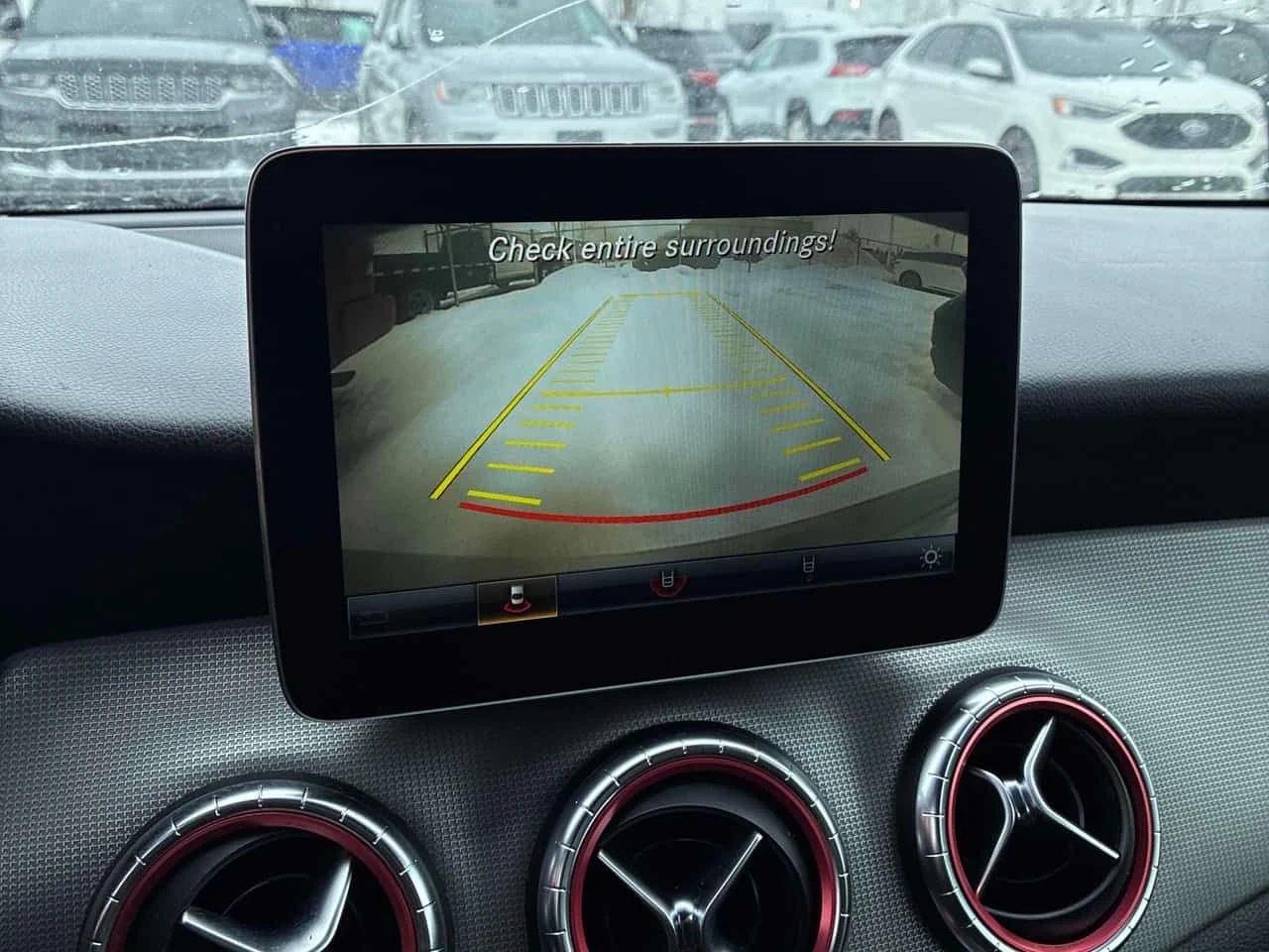 Mercedes-Benz CLA 250 CARFAX/ПОДГРЕВИ/KEYLESS, снимка 10 - Автомобили и джипове - 53739269